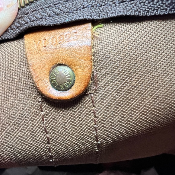 ❗️ONE ENTRY LEFT❗️GIVEAWAY ENTRY! CUSTOMER APPRECIATION LV Keepall 50! - Picture 7 of 12